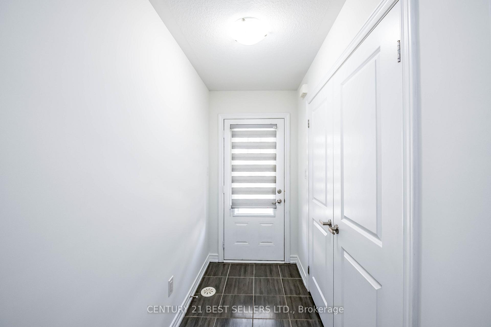 Photo 3 of 23 Rapids Lane, Hamilton, Vincent — HOMEH