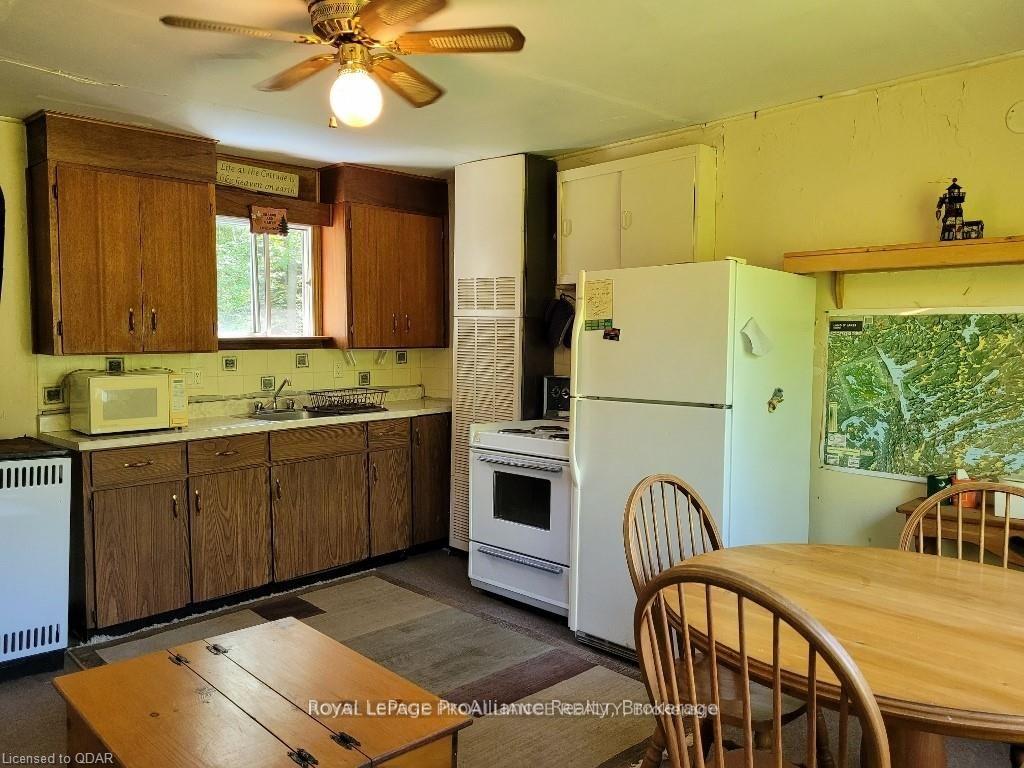 Photo 10 of 1110 Road 506, Frontenac, Frontenac North — HOMEH