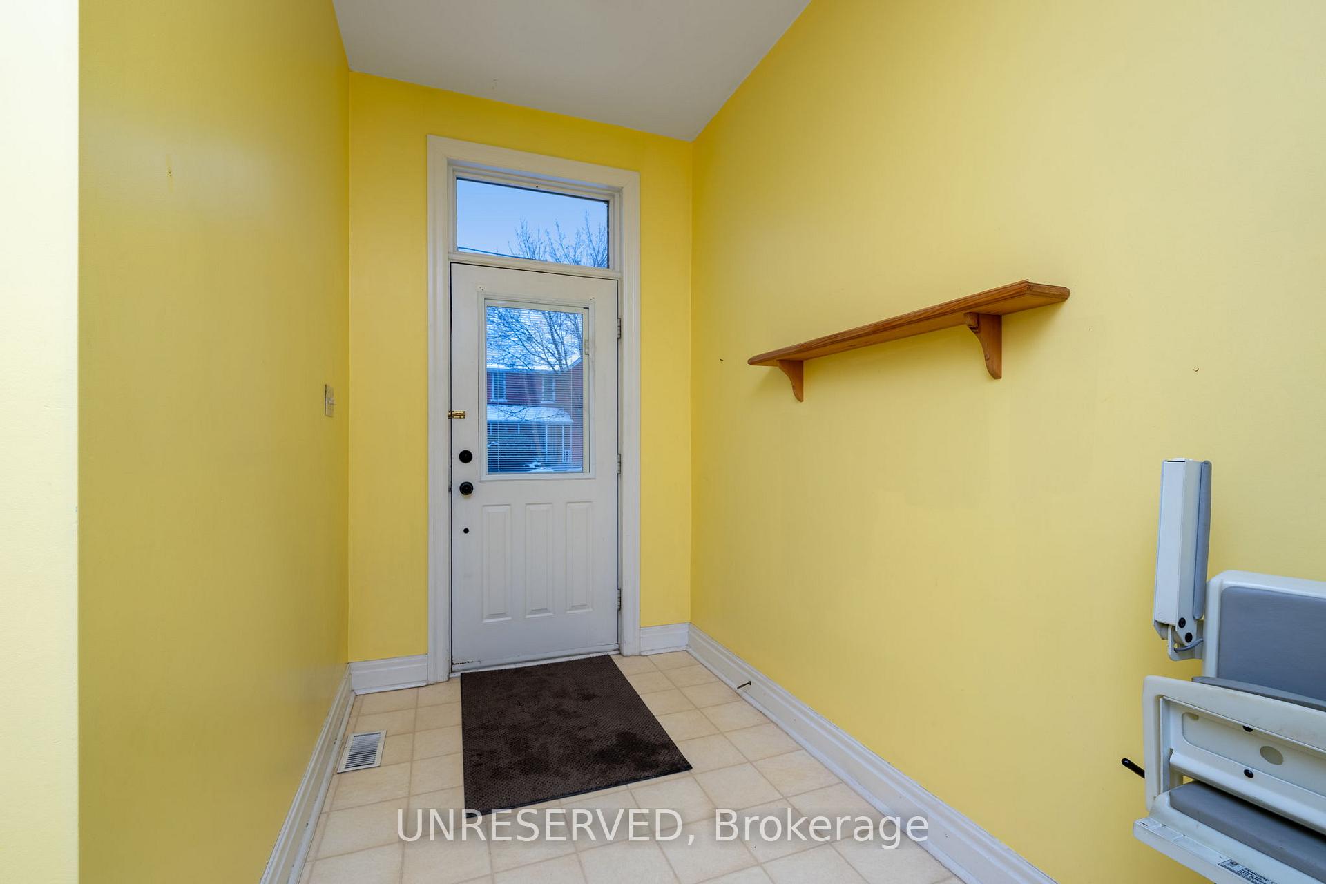 Photo 5 of 89 Bower Street, Halton Hills, Acton — HOMEH