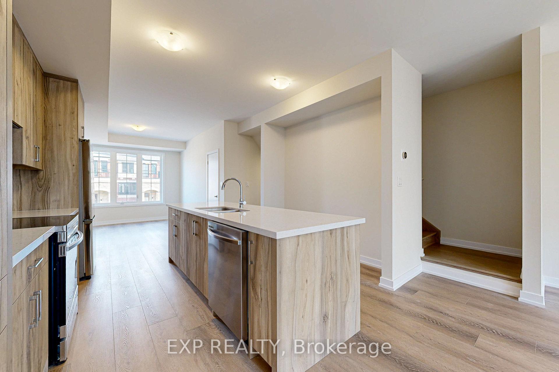 Photo 7 of 1325 Shevchenko Boulevard, Oakville, Northwest — HOMEH