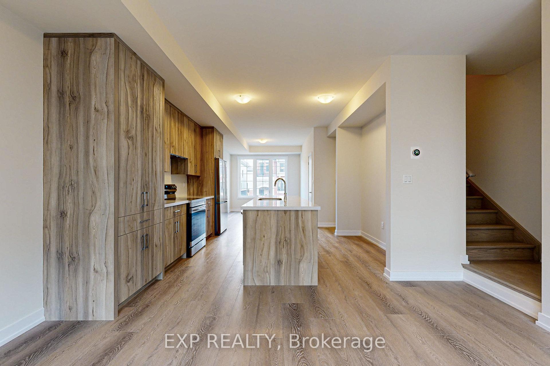 Photo 9 of 1325 Shevchenko Boulevard, Oakville, Northwest — HOMEH