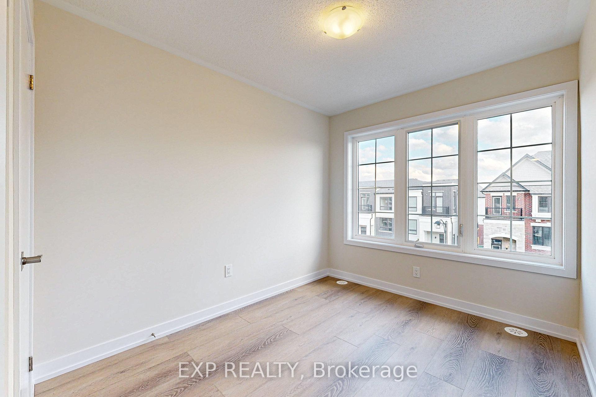 Photo 21 of 1325 Shevchenko Boulevard, Oakville, Northwest — HOMEH