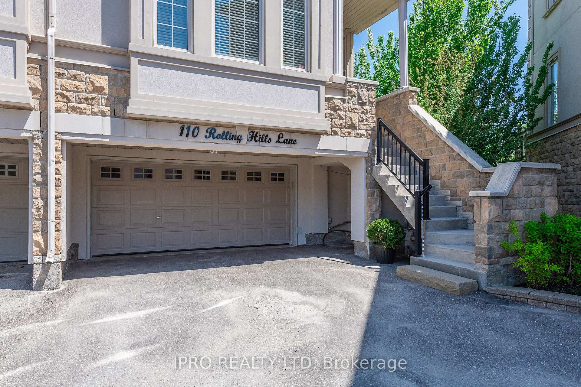 Photo 1 of 110 Rolling Hills Lane, Caledon, Bolton West — HOMEH