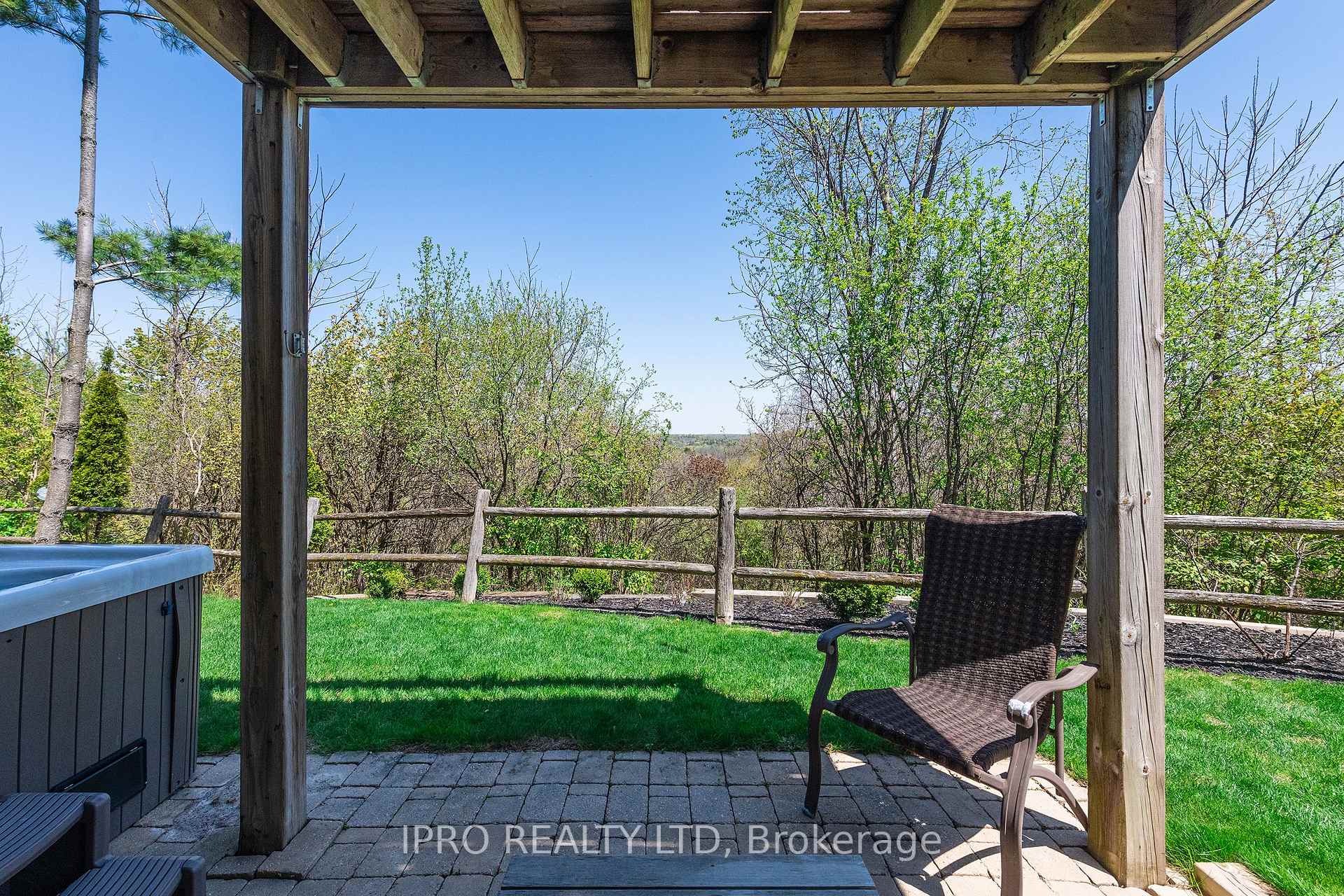 Photo 45 of 110 Rolling Hills Lane, Caledon, Bolton West — HOMEH