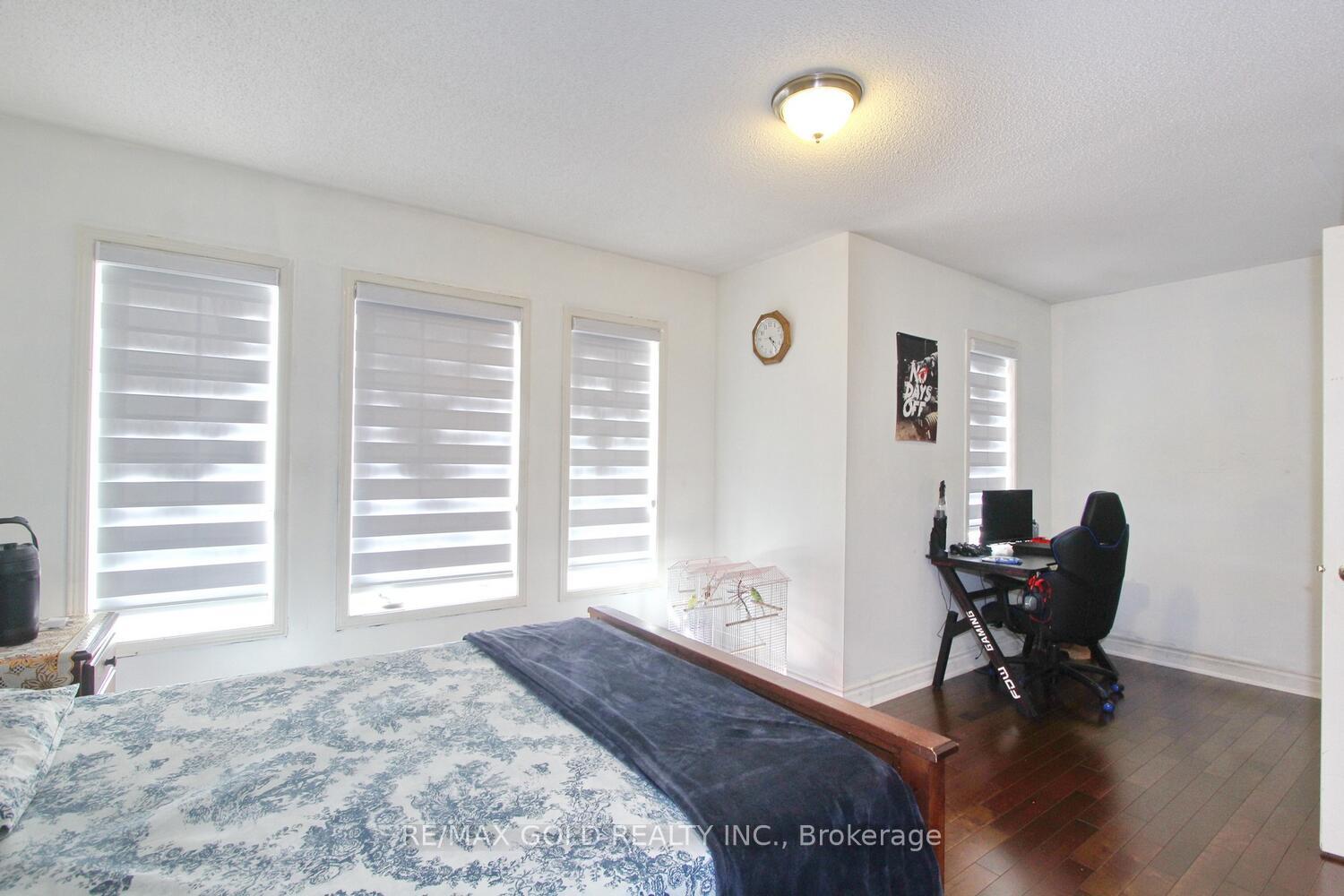Photo 28 of 25 Wicklow Road E, Brampton, Credit Valley — HOMEH