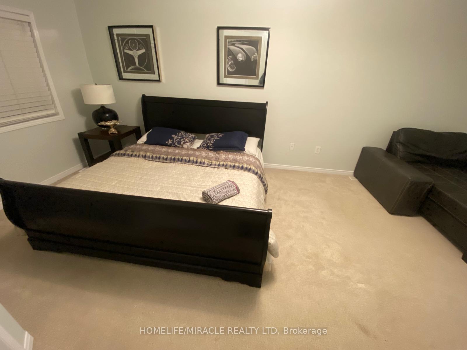 Photo 7 of 2275 Stone Glen Crescent, Oakville, Westmount — HOMEH