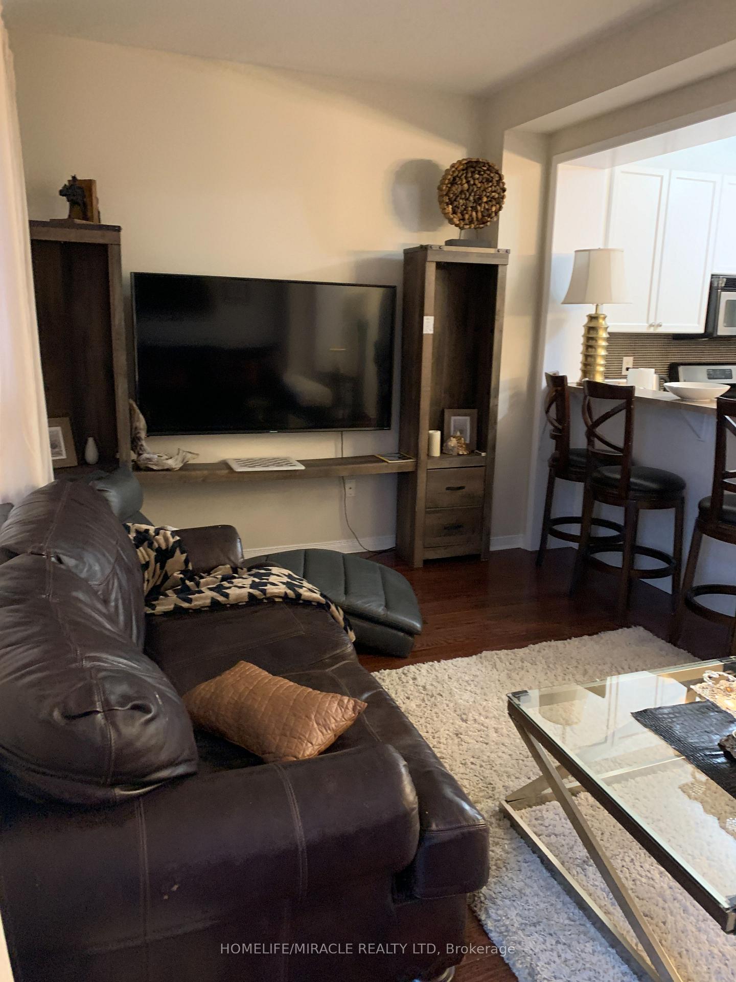 Photo 17 of 2275 Stone Glen Crescent, Oakville, Westmount — HOMEH