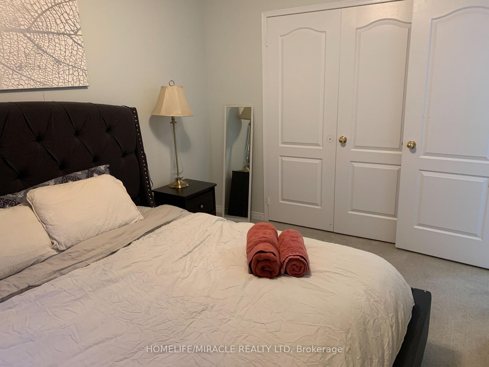 Photo 24 of 2275 Stone Glen Crescent, Oakville, Westmount — HOMEH