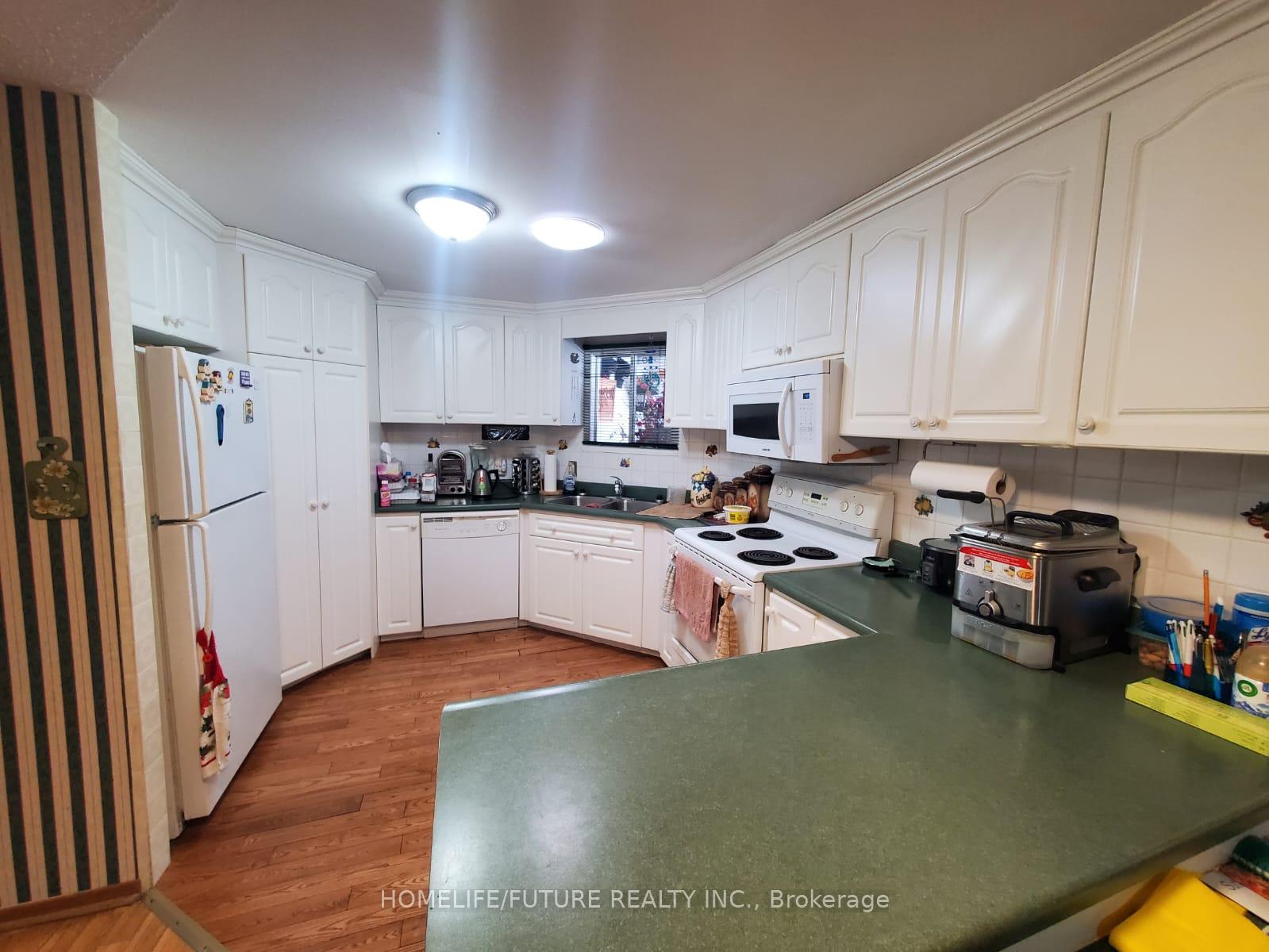 Photo 7 of 34 Emery Court, Georgina, Sutton & Jackson's Point — HOMEH