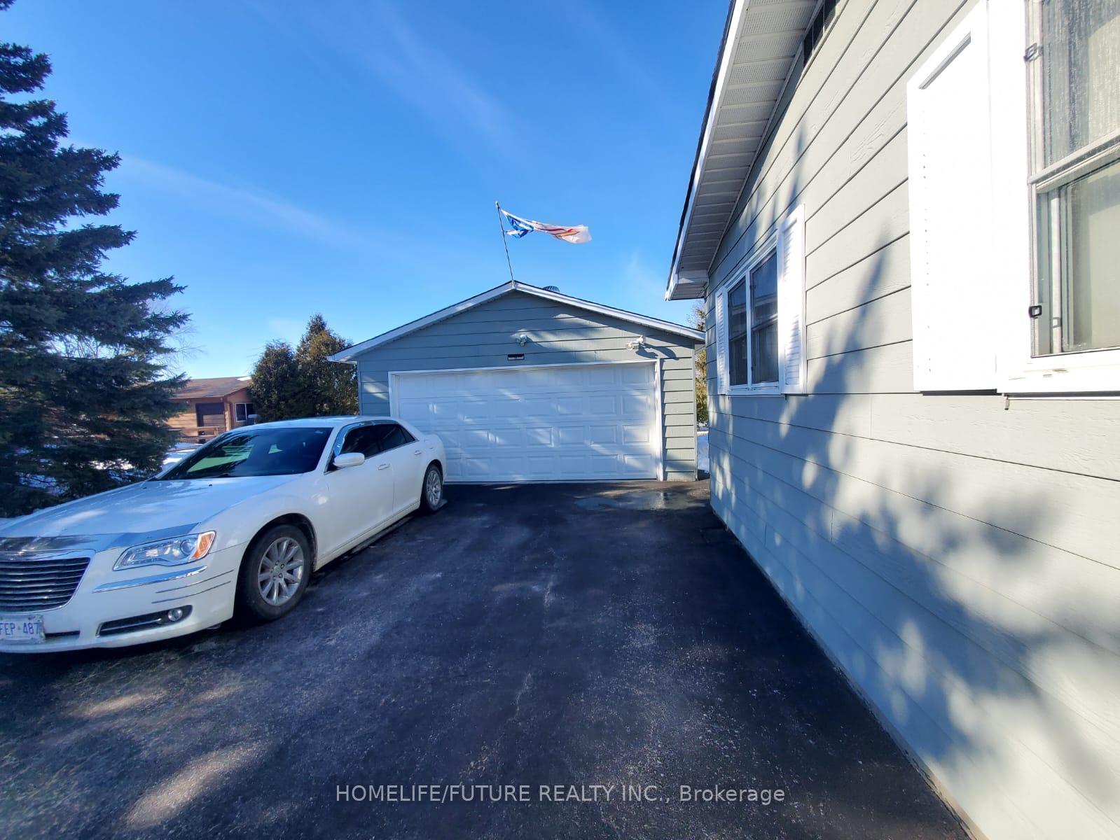 Photo 21 of 34 Emery Court, Georgina, Sutton & Jackson's Point — HOMEH
