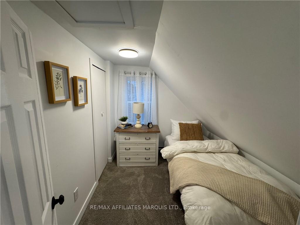 Photo 20 of 320 Sixth Street W, Cornwall — HOMEH