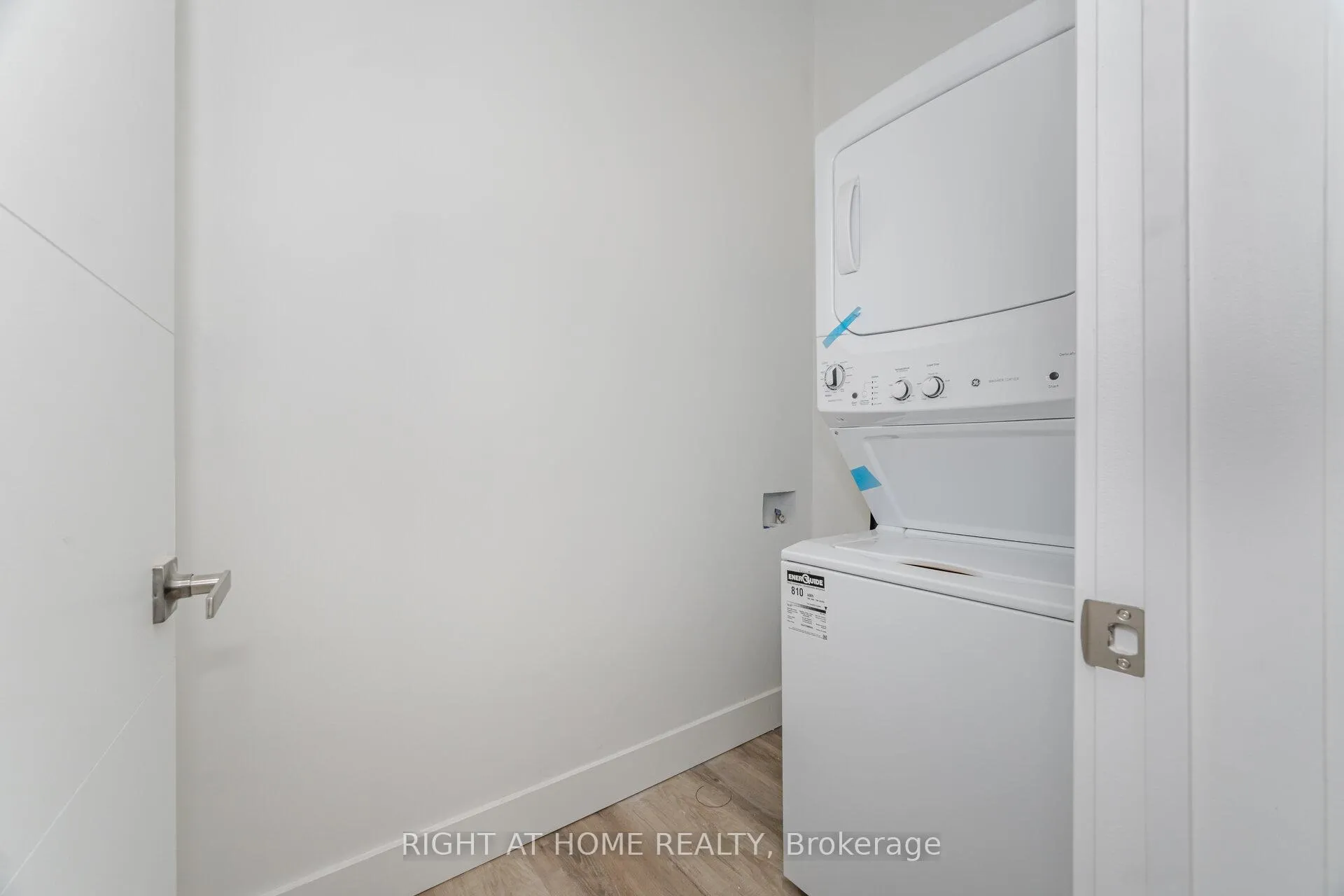 Photo 11 of 183 Normanhurst Avenue, Hamilton, Normanhurst — HOMEH