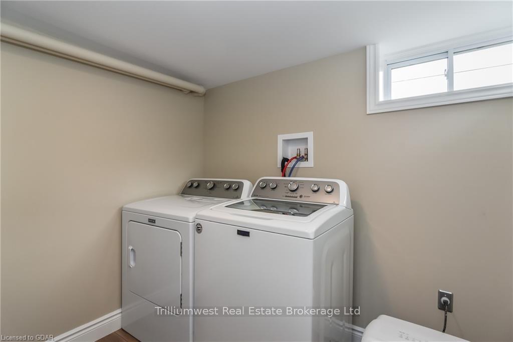 Photo 36 of 25 Nicklin Crescent, Guelph, Riverside Park — HOMEH