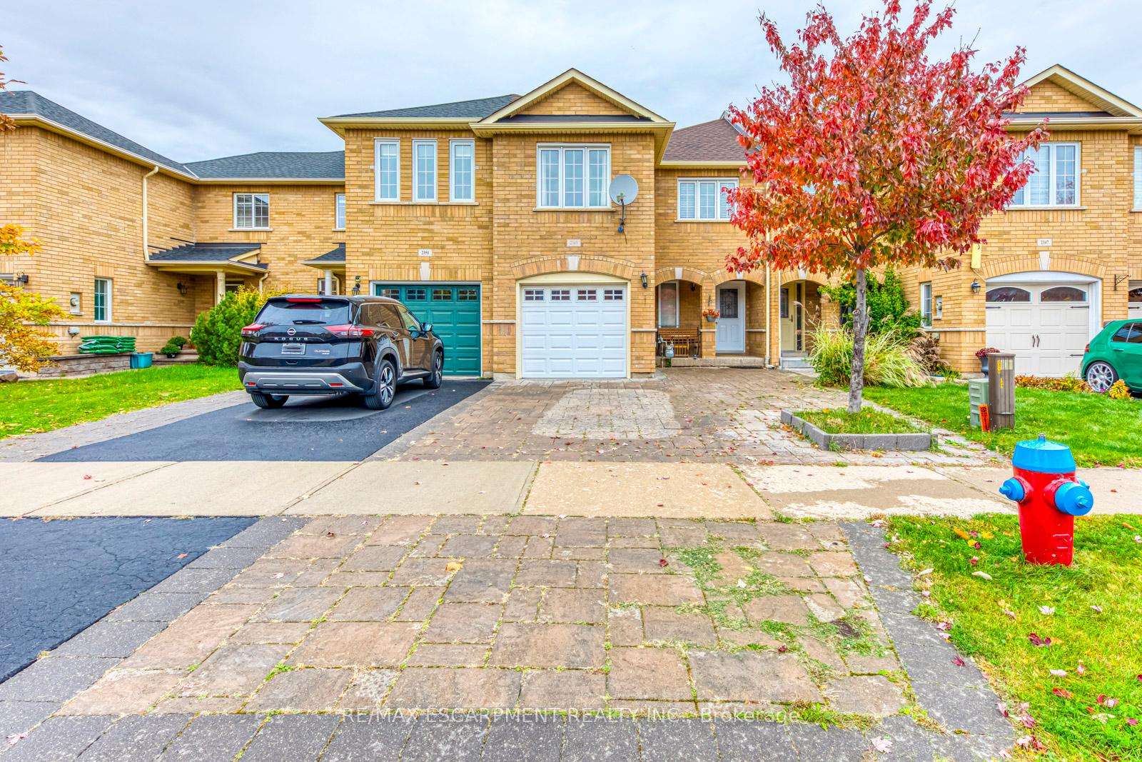 Photo 2 of 2349 Newcastle Crescent, Oakville, West Oak Trails — HOMEH