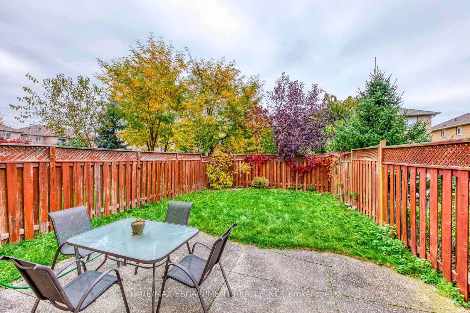 Photo 24 of 2349 Newcastle Crescent, Oakville, West Oak Trails — HOMEH