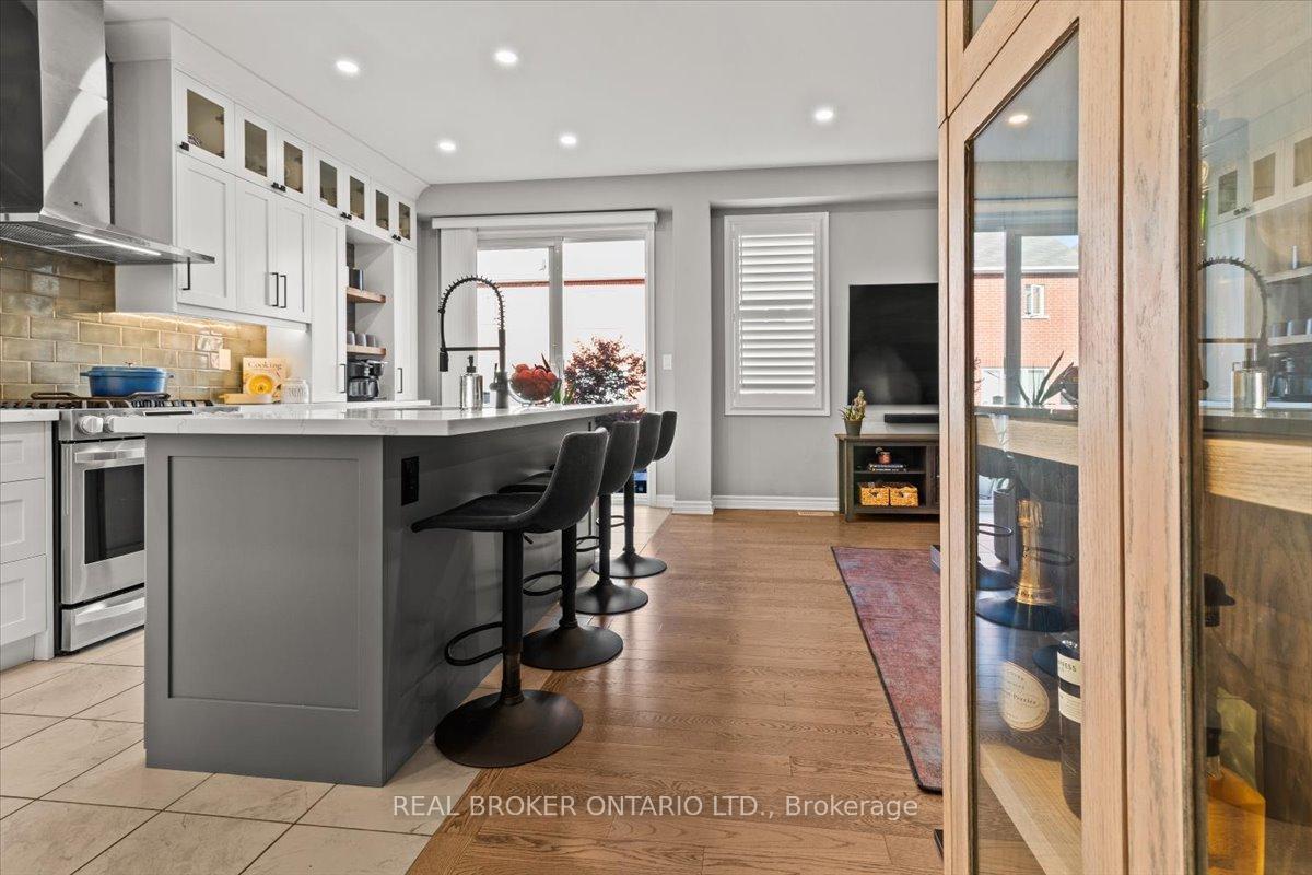 Photo 12 of 100 Celano Drive, Hamilton, Waterdown — HOMEH