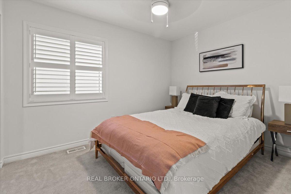 Photo 33 of 100 Celano Drive, Hamilton, Waterdown — HOMEH