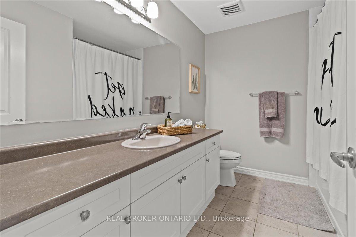 Photo 35 of 100 Celano Drive, Hamilton, Waterdown — HOMEH