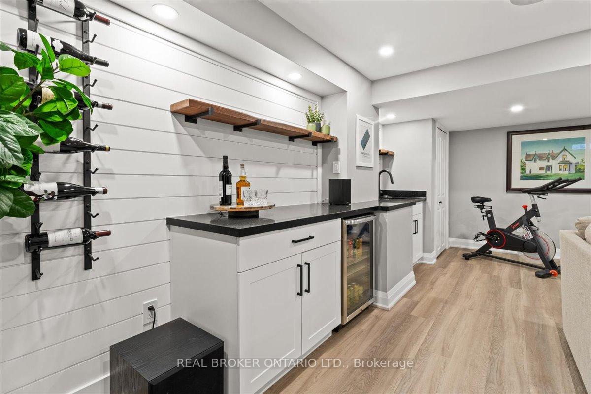 Photo 42 of 100 Celano Drive, Hamilton, Waterdown — HOMEH