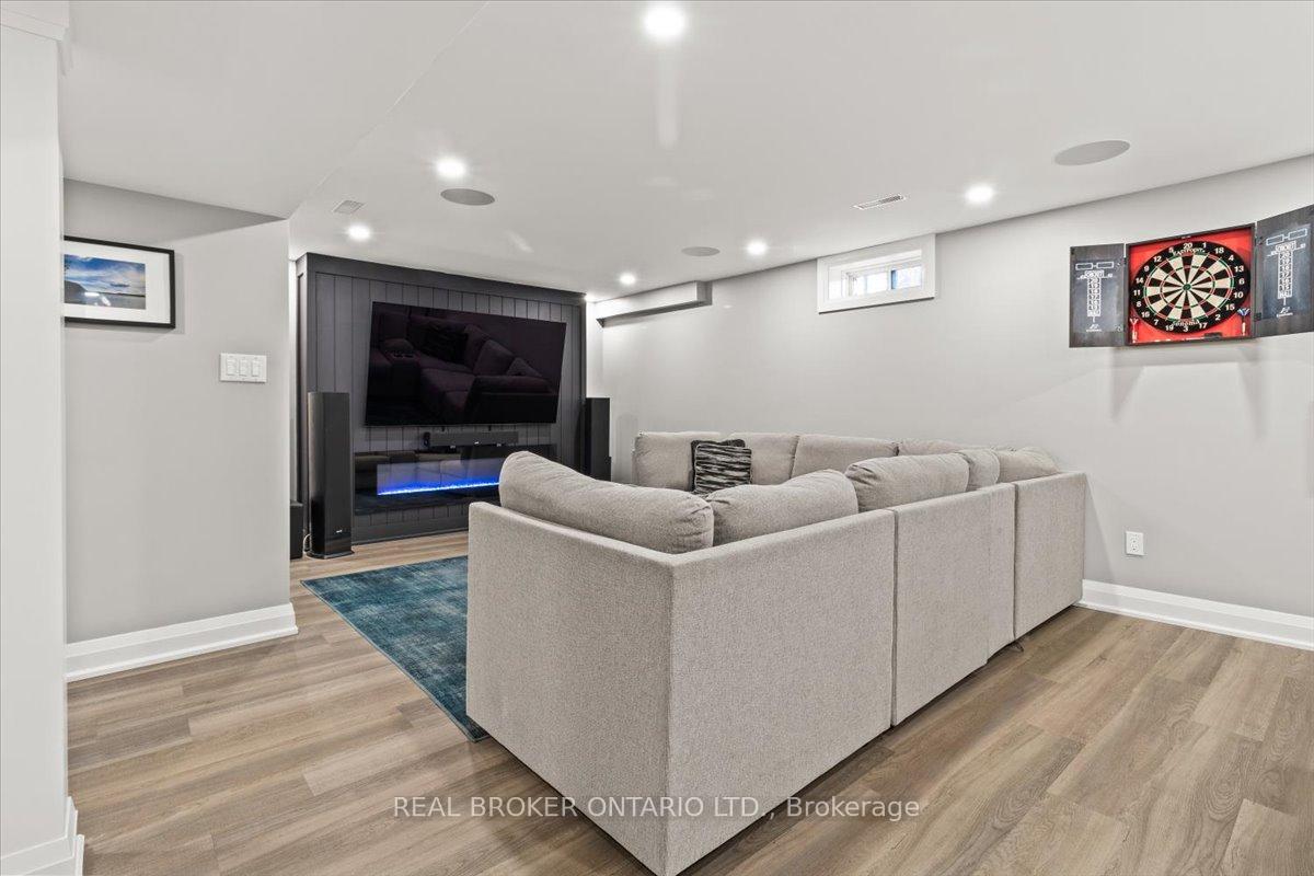 Photo 43 of 100 Celano Drive, Hamilton, Waterdown — HOMEH