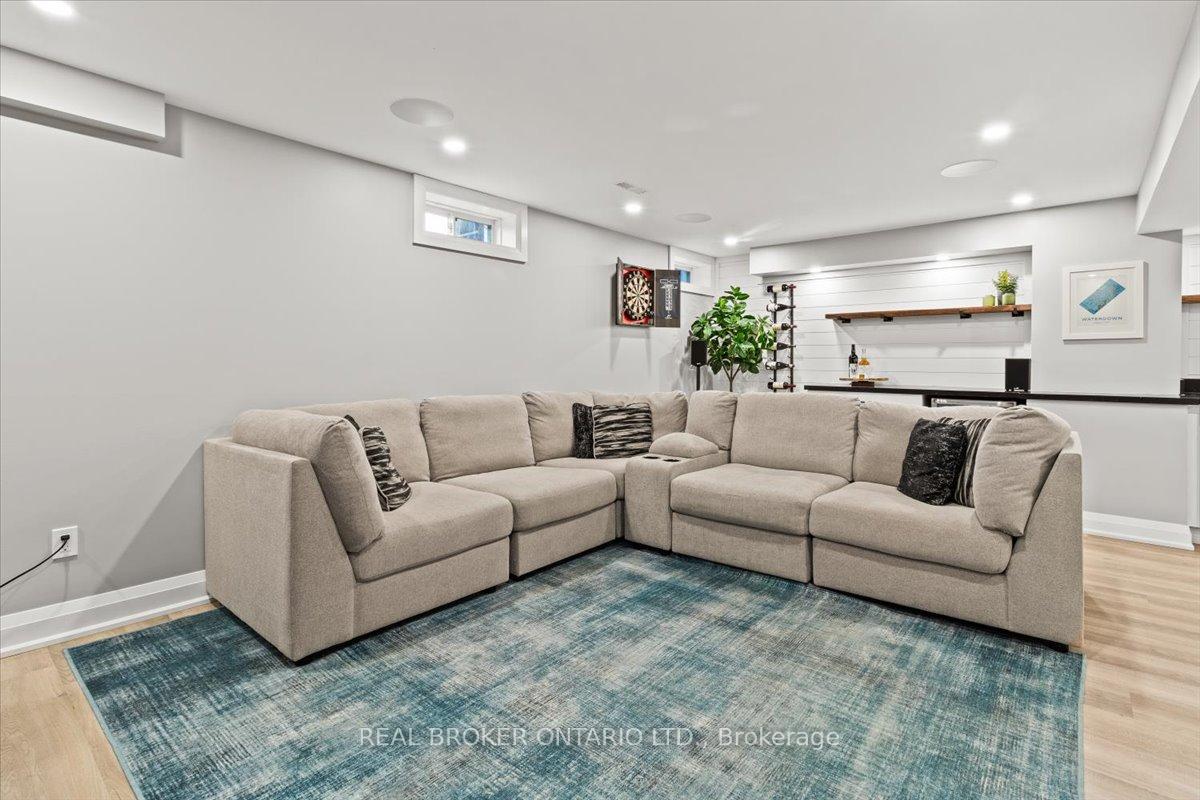 Photo 44 of 100 Celano Drive, Hamilton, Waterdown — HOMEH