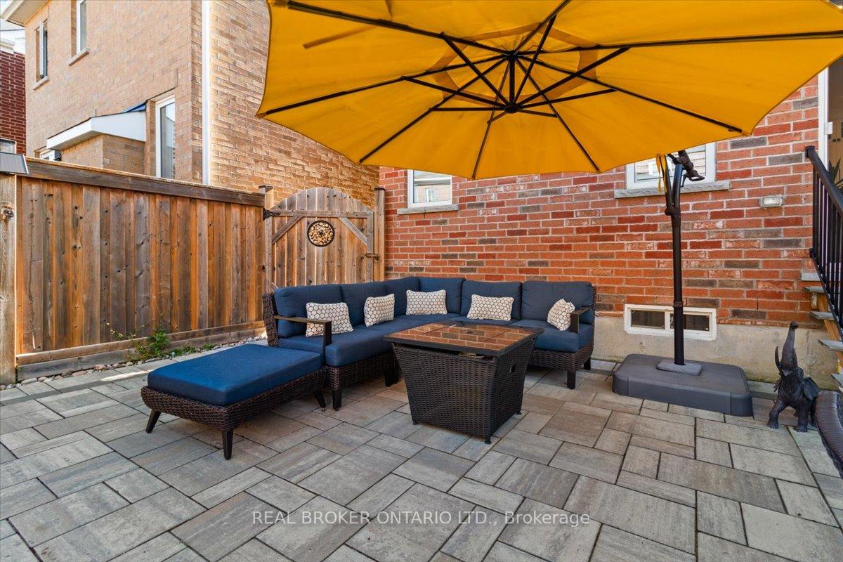 Photo 48 of 100 Celano Drive, Hamilton, Waterdown — HOMEH