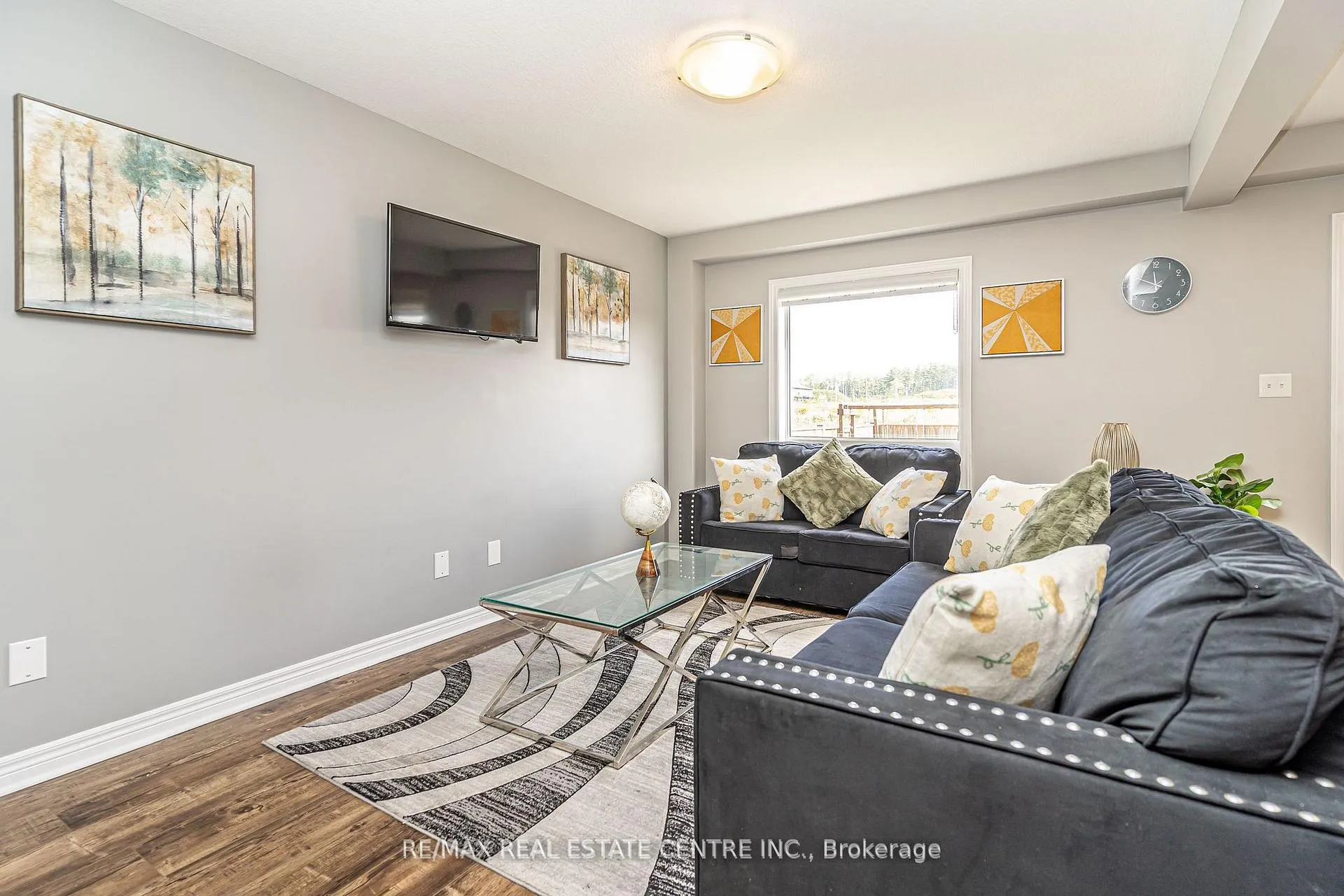 Photo 8 of 28 Newstead Road, Brant, Paris — HOMEH