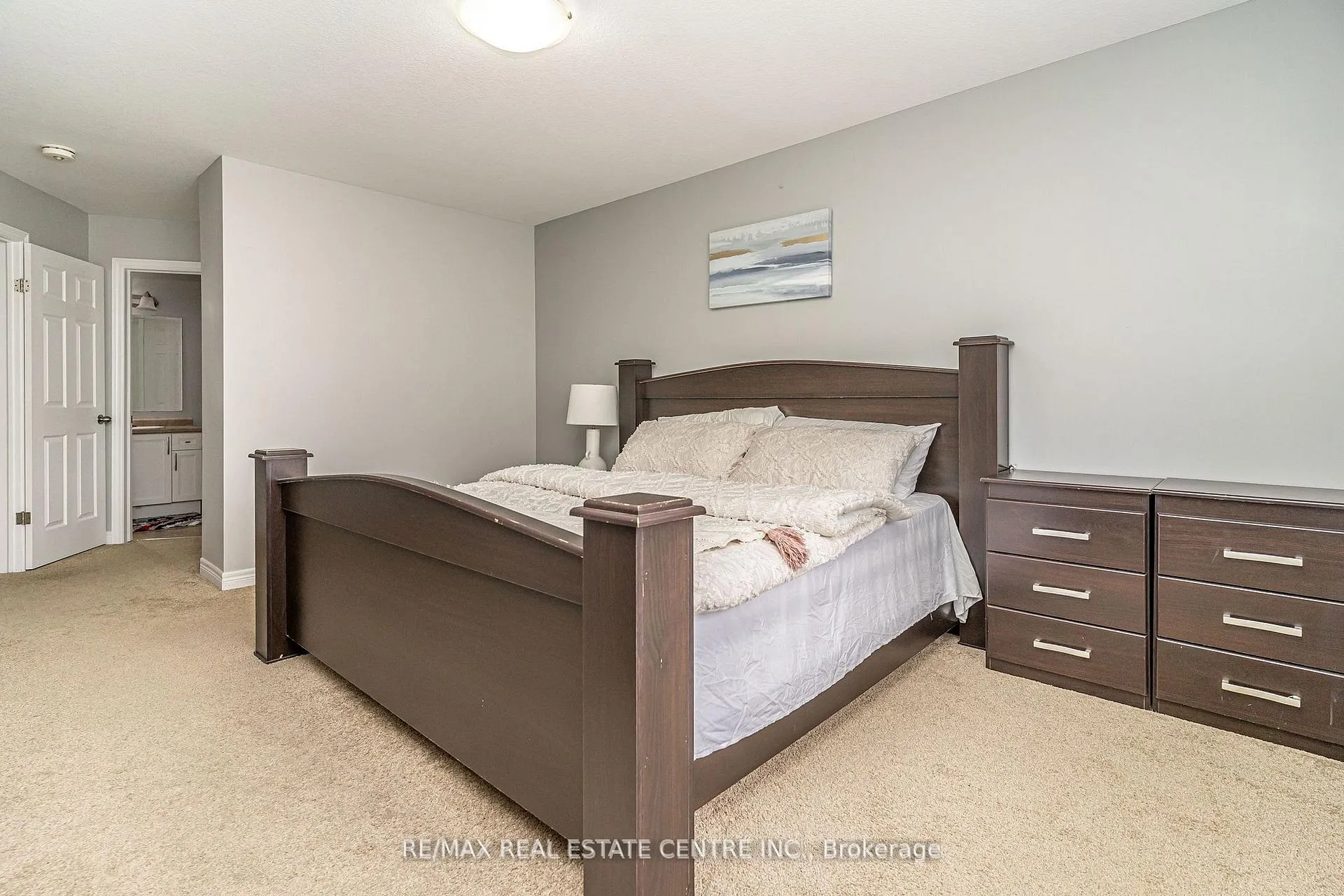 Photo 23 of 28 Newstead Road, Brant, Paris — HOMEH