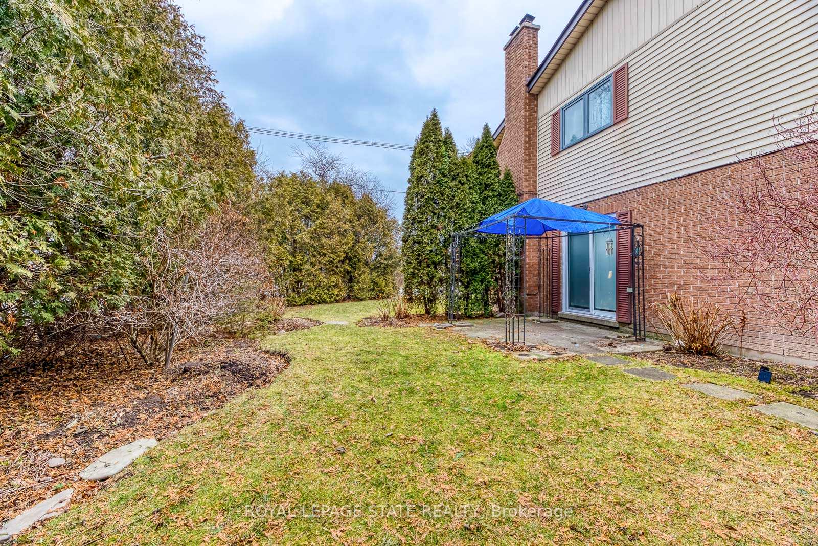Photo 6 of Unit Lower, 62 Third Line, Oakville, Bronte — HOMEH