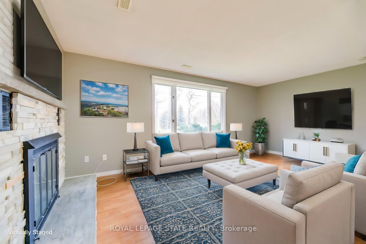 Photo 8 of Unit Lower, 62 Third Line, Oakville, Bronte — HOMEH