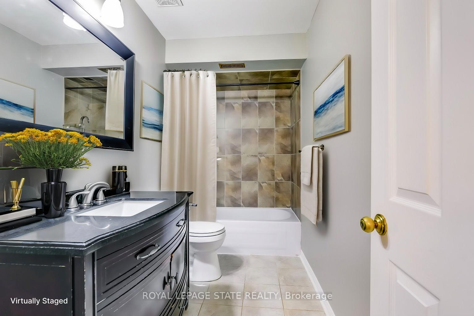 Photo 11 of Unit Lower, 62 Third Line, Oakville, Bronte — HOMEH