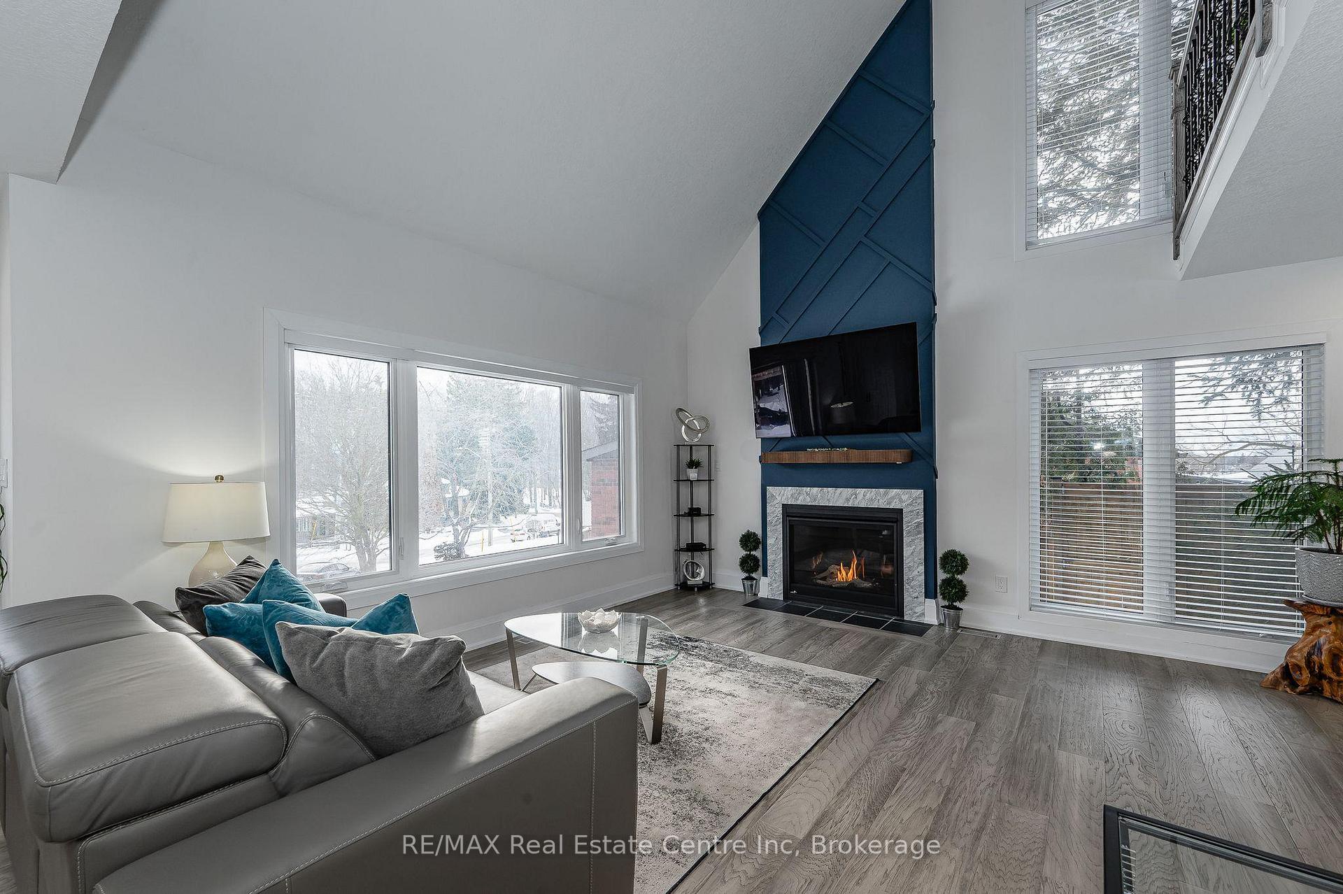 Photo 6 of 81 Mulberry Drive, Cambridge, Hespeler Village — HOMEH