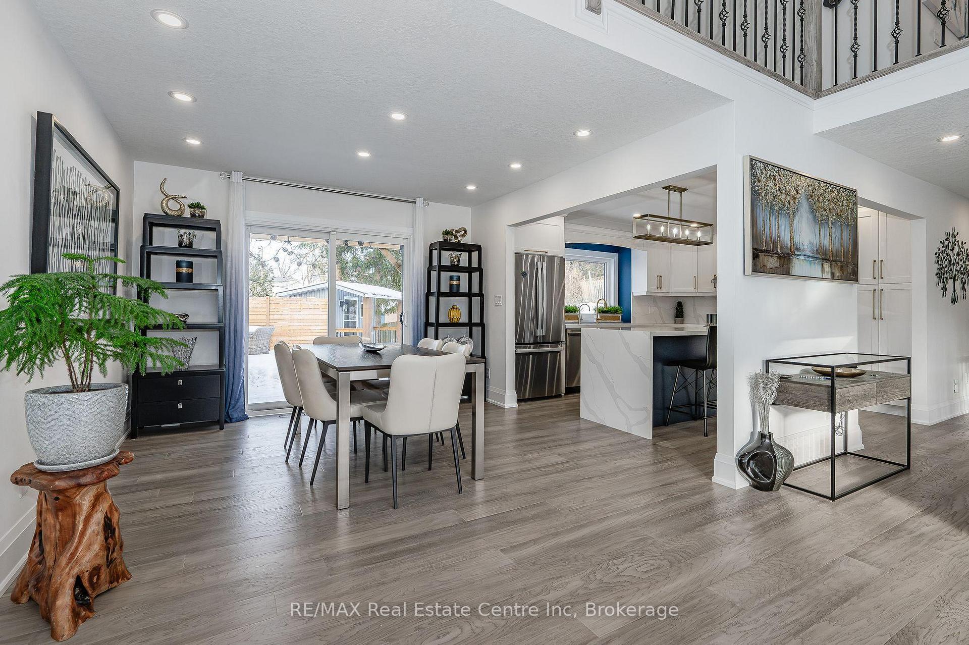 Photo 10 of 81 Mulberry Drive, Cambridge, Hespeler Village — HOMEH