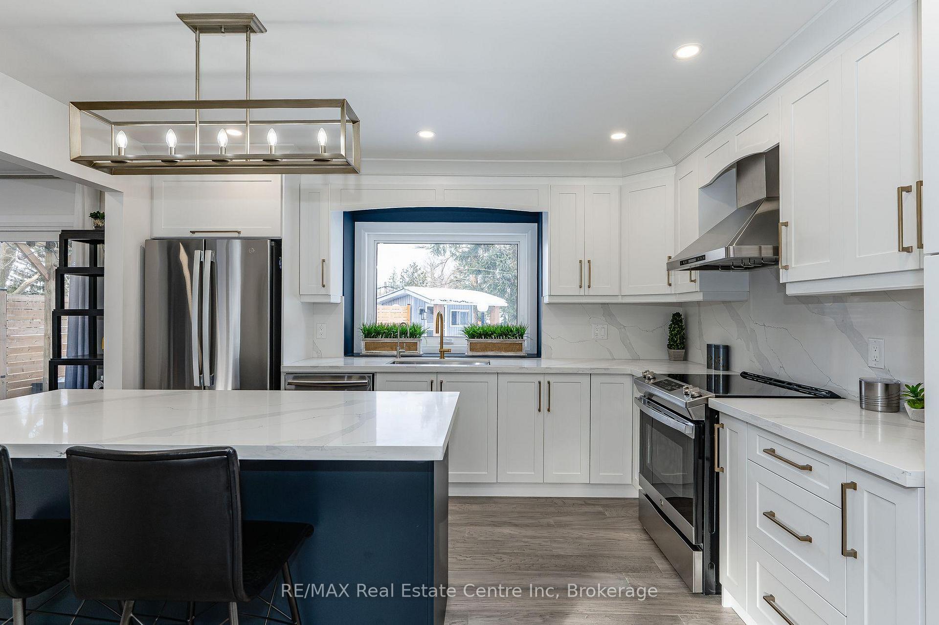 Photo 16 of 81 Mulberry Drive, Cambridge, Hespeler Village — HOMEH