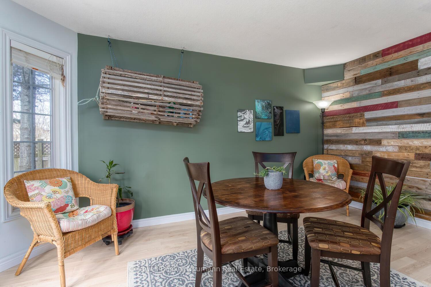 Photo 17 of 16 McGarr Drive, Guelph, Pineridge/Westminster Woods — HOMEH