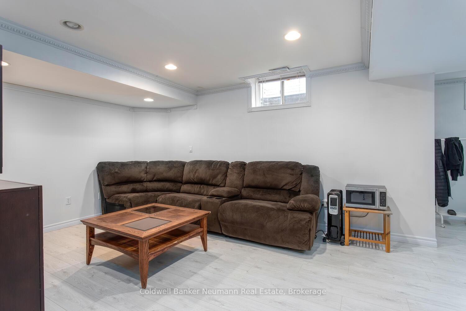 Photo 41 of 16 McGarr Drive, Guelph, Pineridge/Westminster Woods — HOMEH