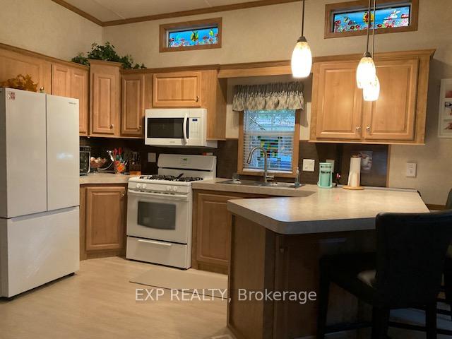 Photo 13 of Unit 104, 76735 Wildwood Line, Bluewater, Stanley — HOMEH