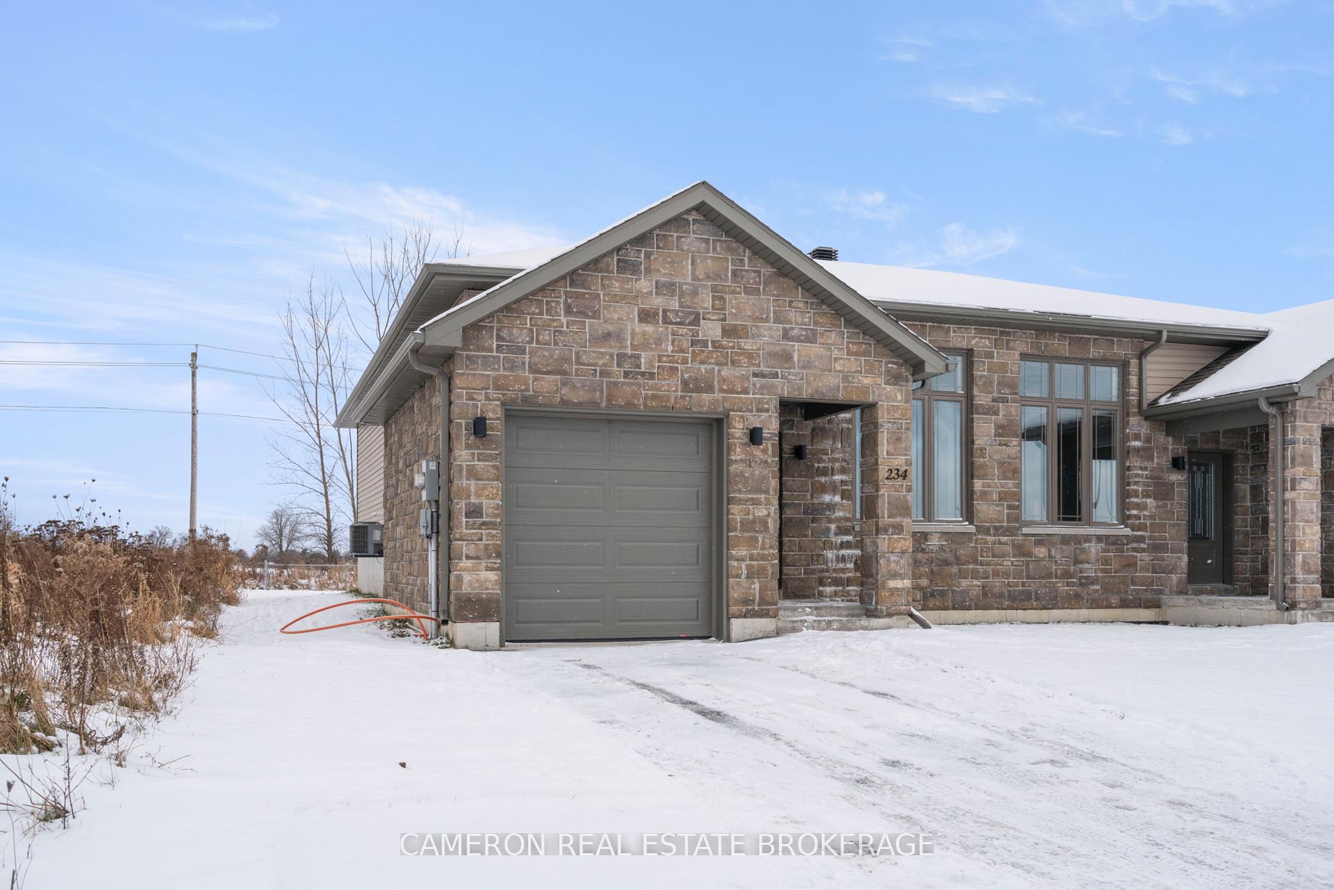 Photo 1 of 234 Glen Nora Drive, Cornwall — HOMEH