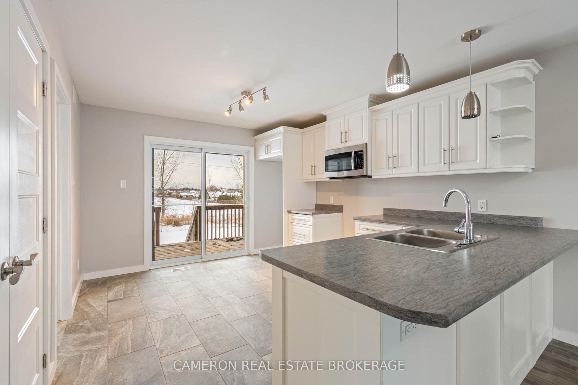 Photo 6 of 234 Glen Nora Drive, Cornwall — HOMEH