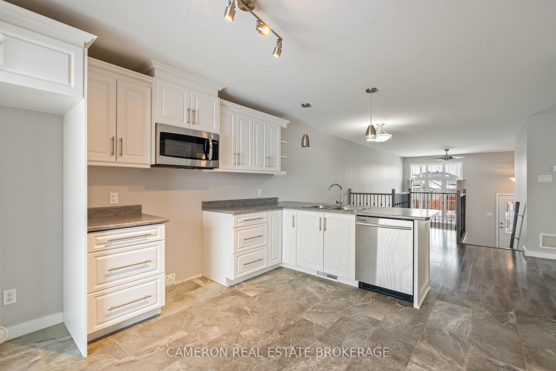 Photo 9 of 234 Glen Nora Drive, Cornwall — HOMEH