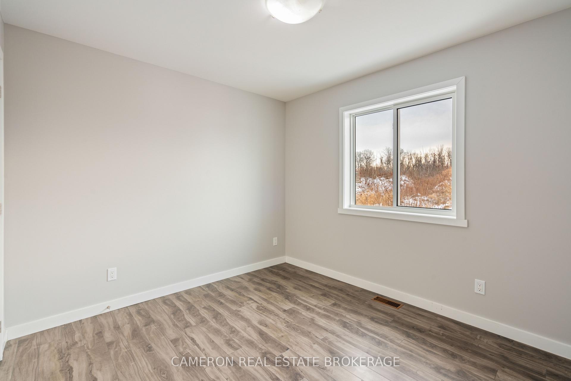 Photo 14 of 234 Glen Nora Drive, Cornwall — HOMEH