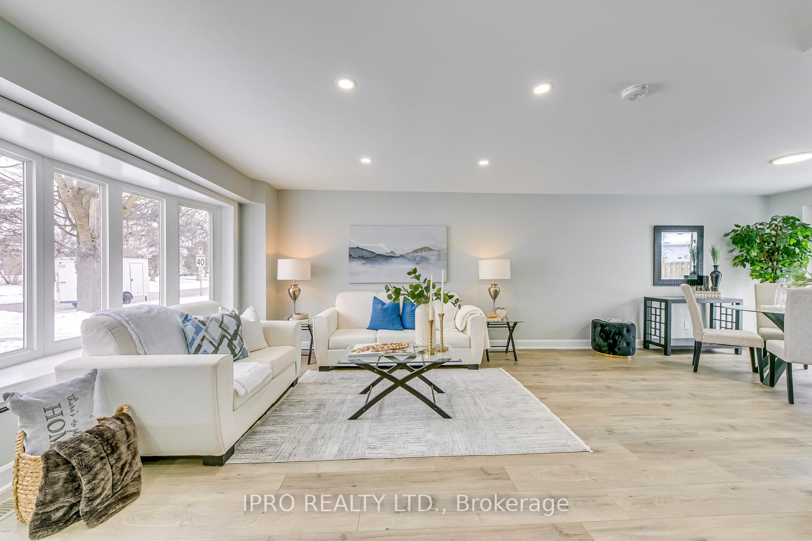 Photo 4 of 433 Preston Parkway, Cambridge — HOMEH