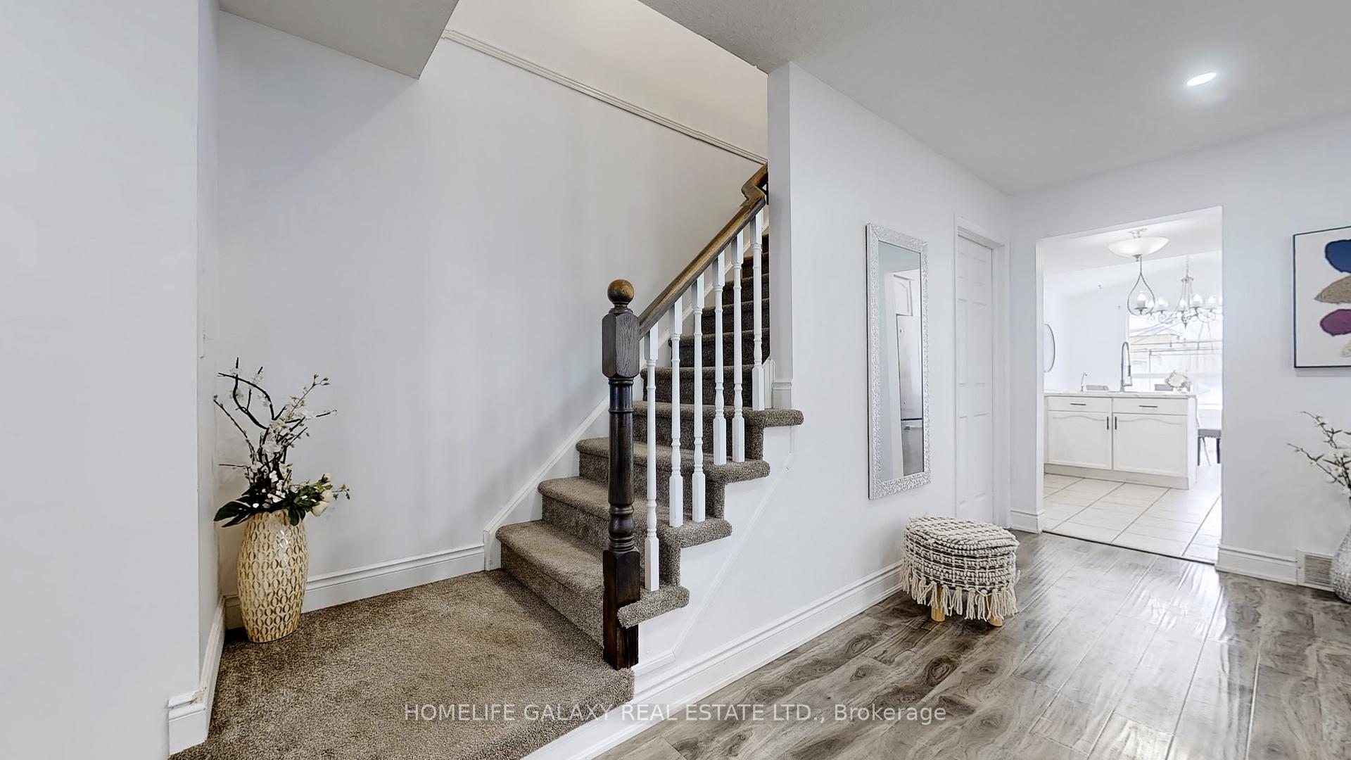 Photo 20 of 48 Wood Grove Crescent, Cambridge — HOMEH