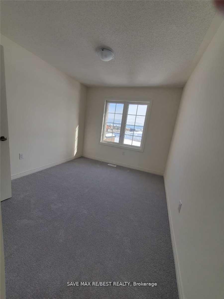Photo 10 of 37 Sail Road, Brampton, Northwest Brampton — HOMEH