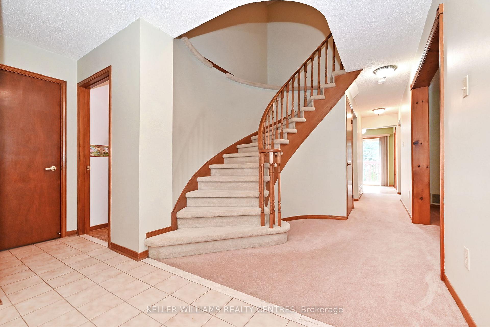 Photo 5 of 16 Lanewood Drive, Aurora, Hills of St Andrew — HOMEH