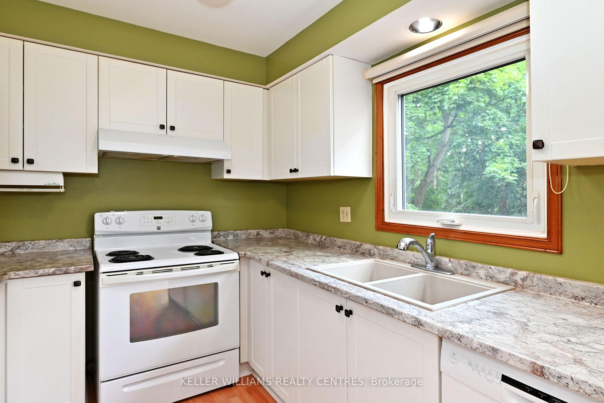 Photo 22 of 16 Lanewood Drive, Aurora, Hills of St Andrew — HOMEH