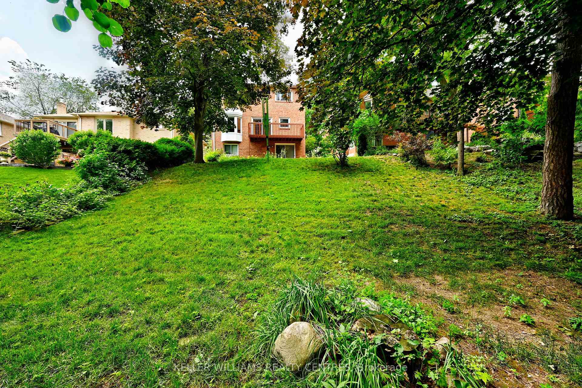 Photo 37 of 16 Lanewood Drive, Aurora, Hills of St Andrew — HOMEH