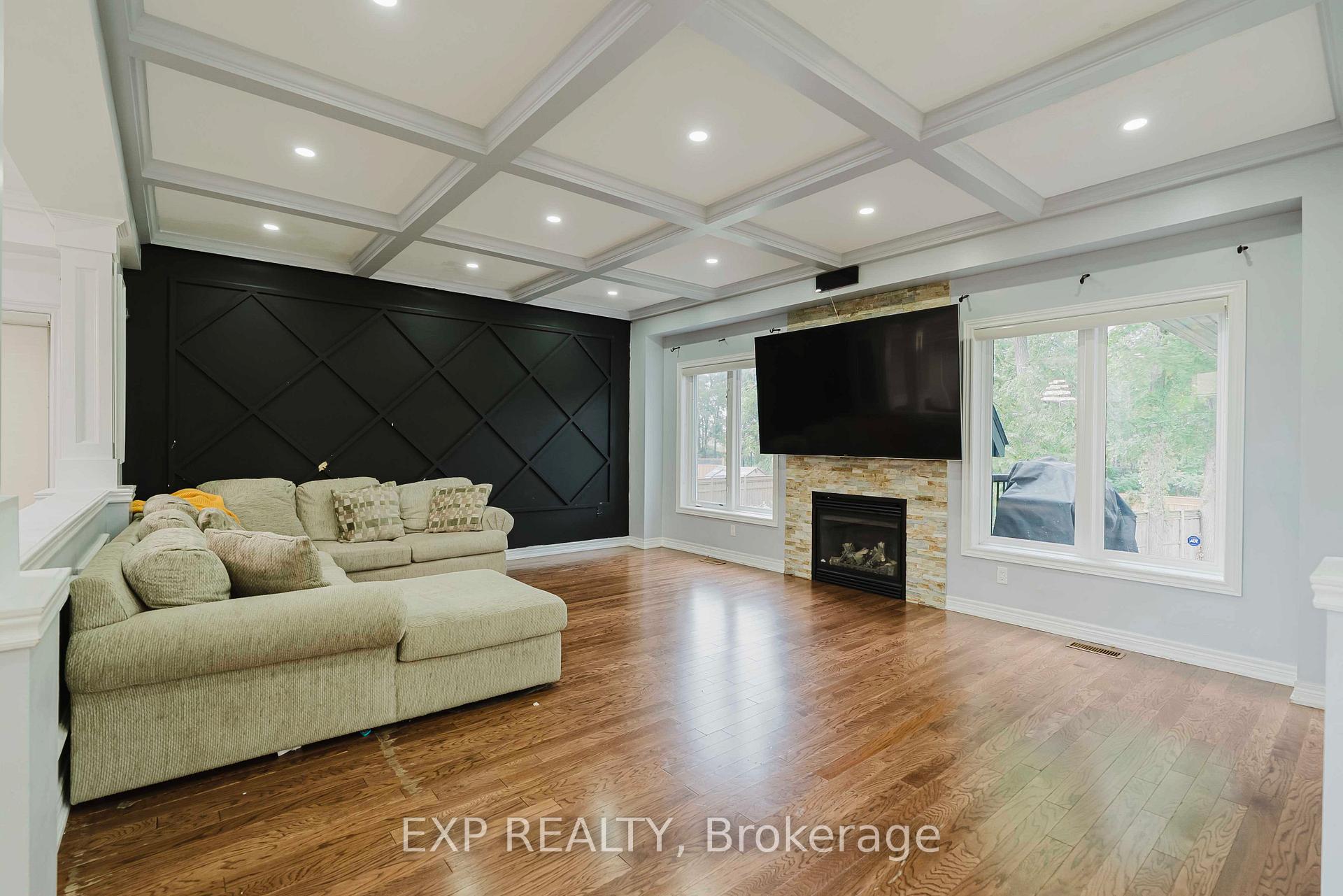 Photo 11 of 130 Kingsview Drive, Hamilton, Albion Falls — HOMEH