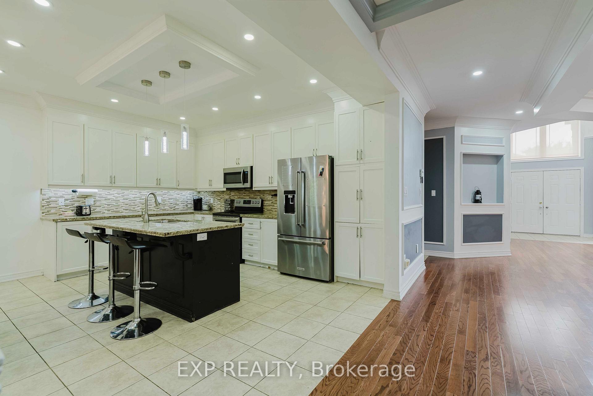 Photo 16 of 130 Kingsview Drive, Hamilton, Albion Falls — HOMEH