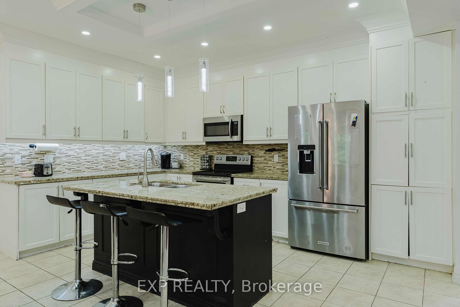 Photo 17 of 130 Kingsview Drive, Hamilton, Albion Falls — HOMEH